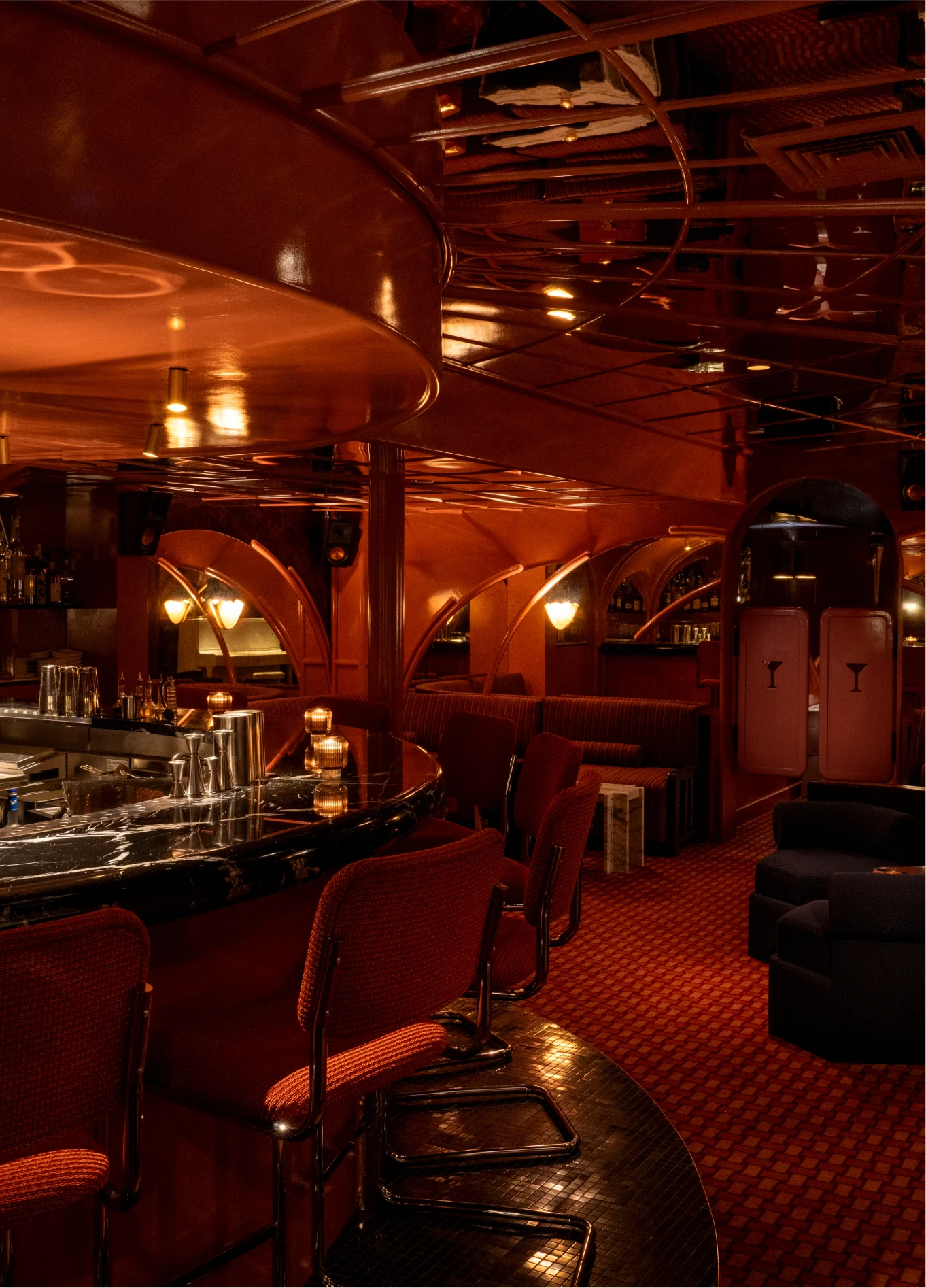 Elegant bar with a cozy atmosphere and modern design at the Experimental Cocktail Club.