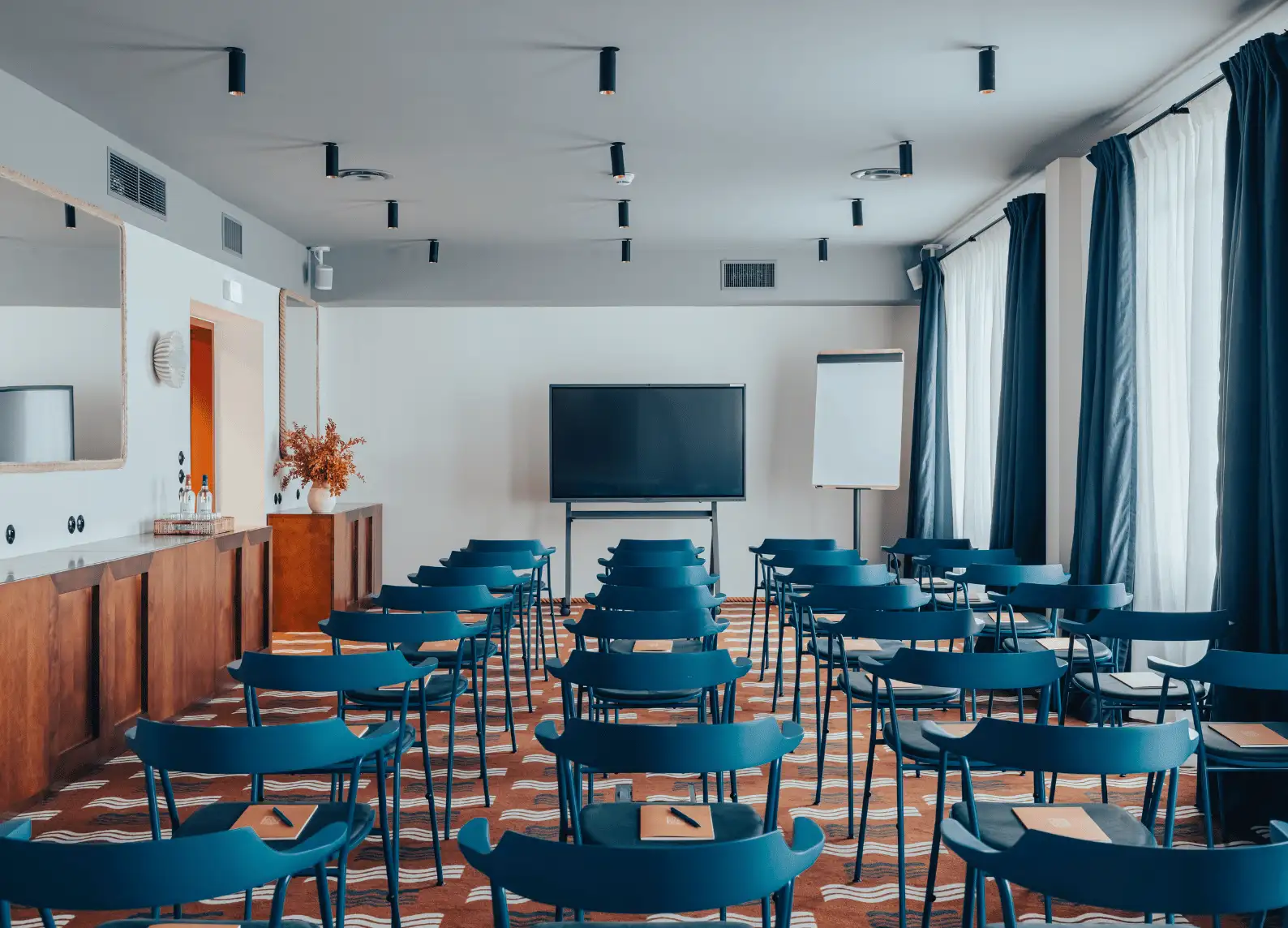 Meeting or conference room setup by Experimental Group